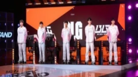 昆拉武特在韩国羽球大师赛中连胜两局，王正行饮恨败北再度夺冠